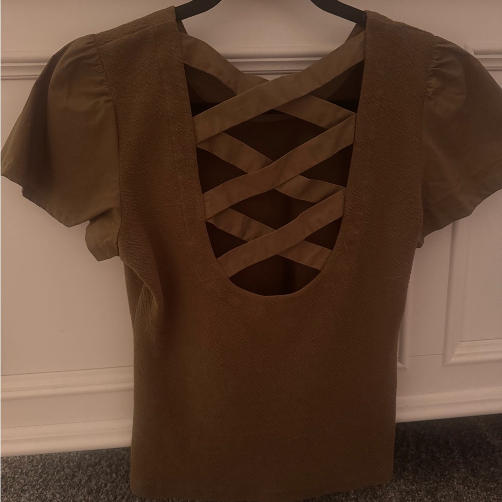 Anthropologie Olive Green Crisscross Back Women Top - Picture 4 of 4